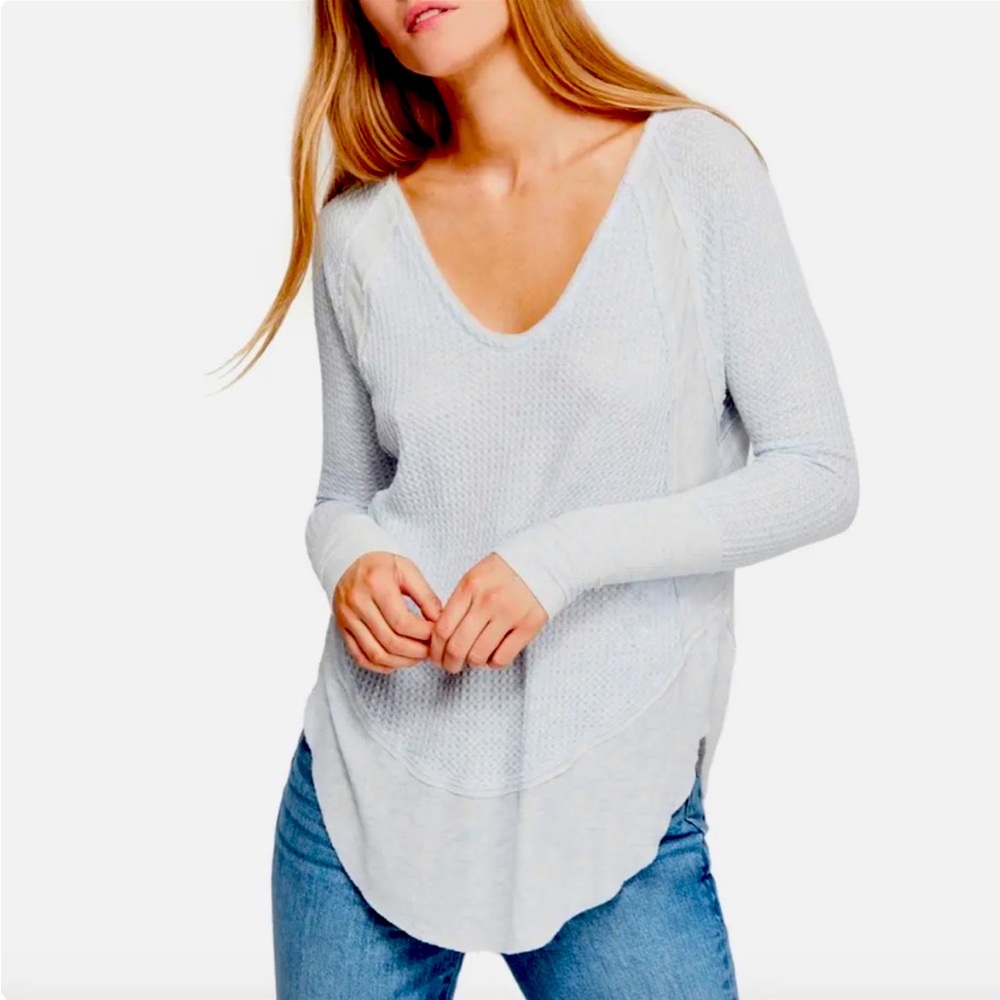 FREE PEOPLE LIGHT BLUE LONG SLEEVE CURVED HI-LOW HEM CATALINA THERMAL TOP Sz XS